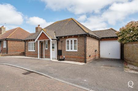 Sharfleet Crescent, Iwade, Sittingbourne, Kent, ME9, 10590 - Quealy & Co