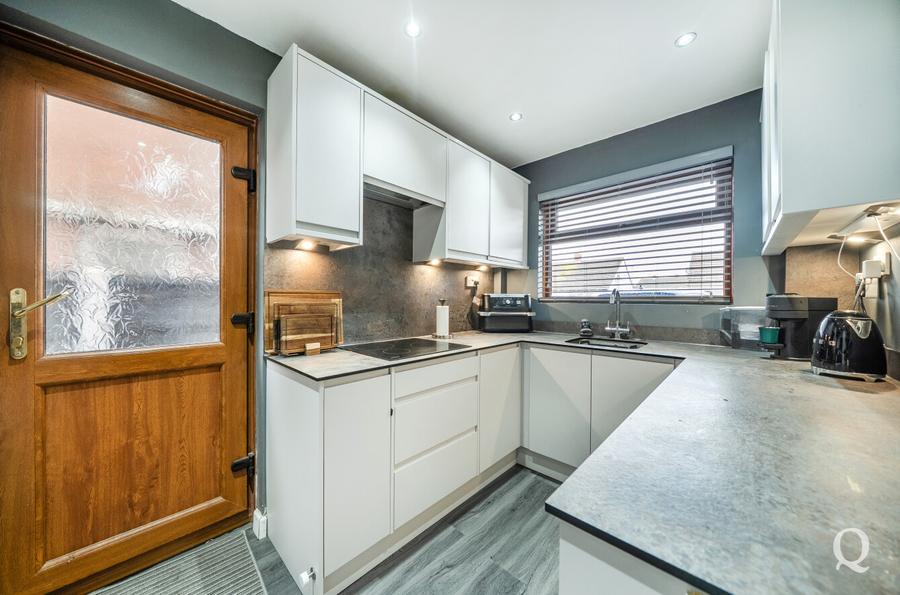 Roberts Close, Sittingbourne, Kent, ME10, 18227, image-11 - Quealy & Co