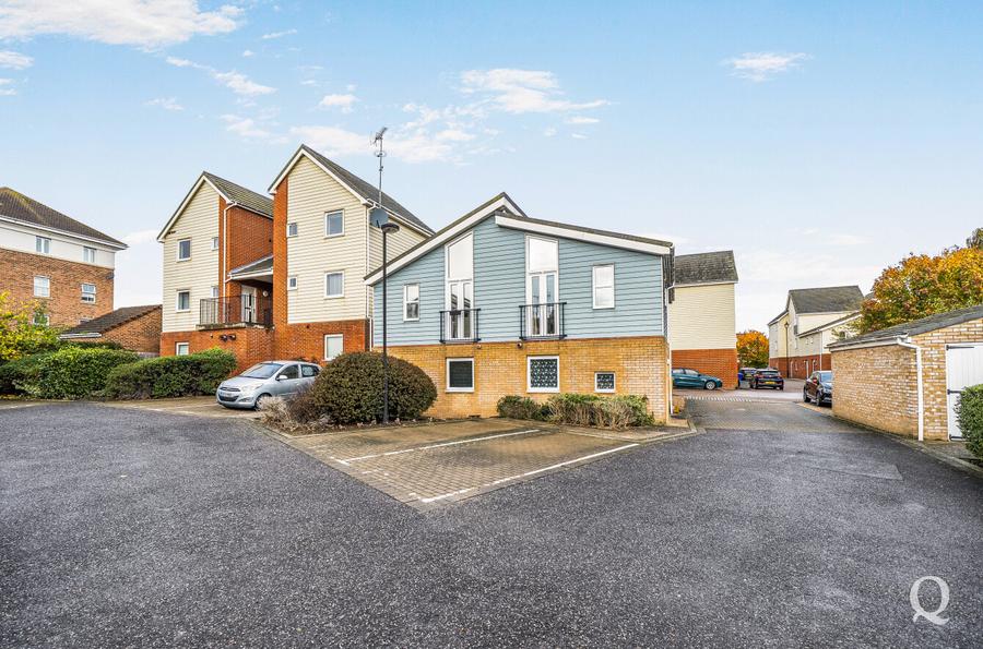 Onyx Drive, Sittingbourne, Kent, ME10, 18639, image-17 - Quealy & Co