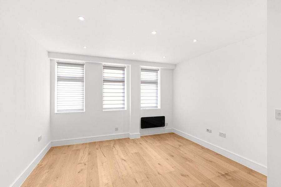 London Road, Sittingbourne, Kent, ME10, 8372, image-3 - Quealy & Co