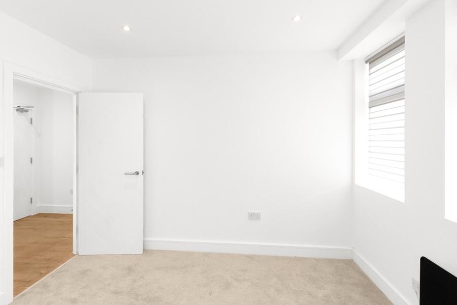 London Road, Sittingbourne, Kent, ME10, 8372, image-6 - Quealy & Co