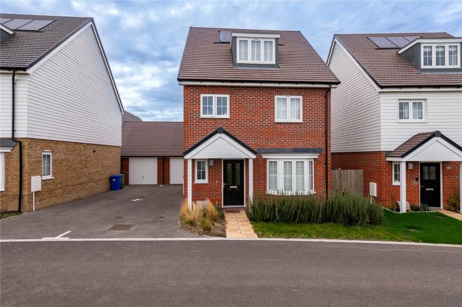 Spring Grove, Bapchild, Sittingbourne, Kent, ME10, 7166, image-1 - Quealy & Co