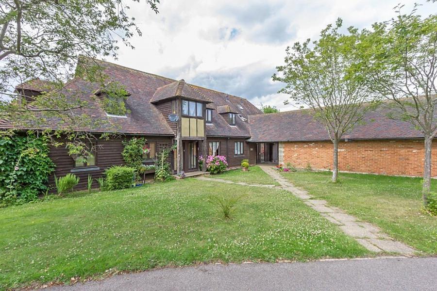 Meadows House, The Street, Sittingbourne, ME9, 3417, image-14 - Quealy & Co