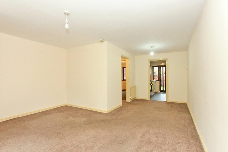 Meadows House, The Street, Sittingbourne, ME9, 3417, image-4 - Quealy & Co