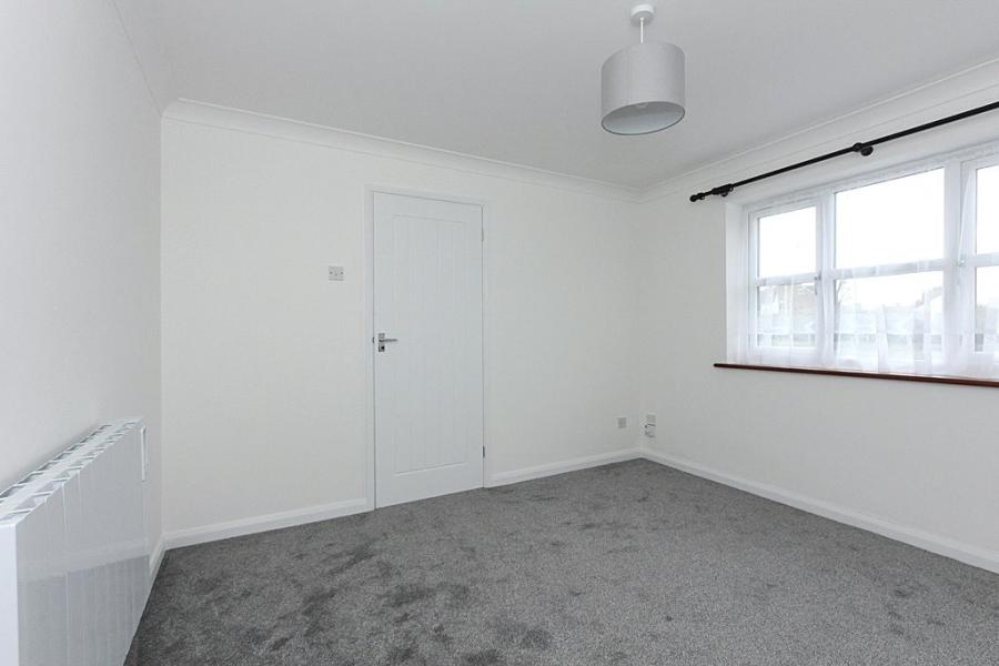Alexander Court, Chalkwell Road, SITTINGBOURNE, Kent, ME10, 4521, image-5 - Quealy & Co