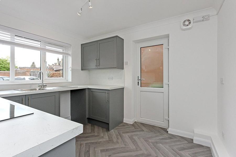 Alexander Court, Chalkwell Road, SITTINGBOURNE, Kent, ME10, 4521, image-8 - Quealy & Co