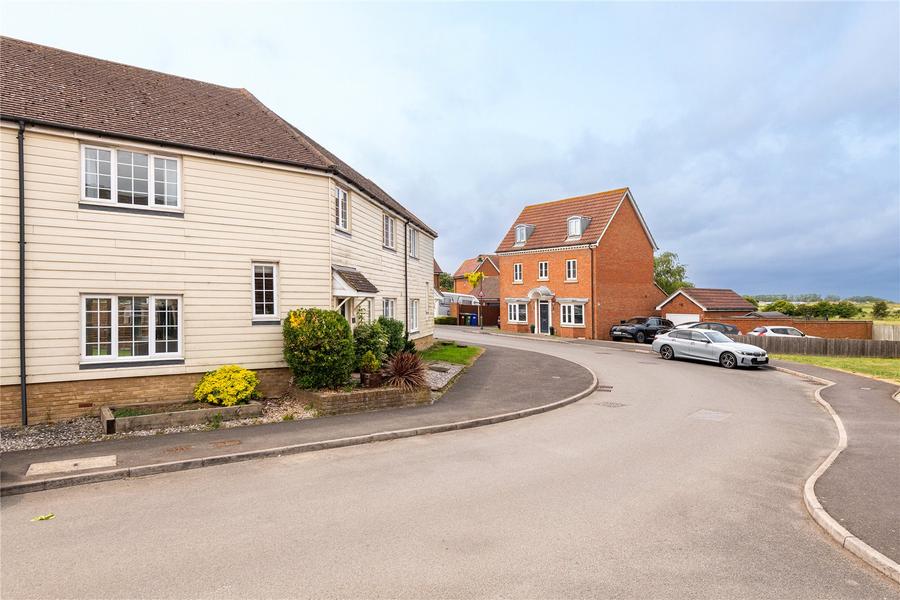 Sanderling Way, Iwade, Sittingbourne, Kent, ME9, 6961, image-20 - Quealy & Co