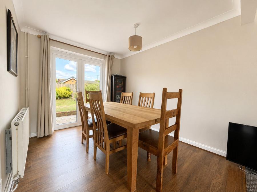 Chatsworth Drive, Sittingbourne, Kent, ME10, 17966, image-5 - Quealy & Co