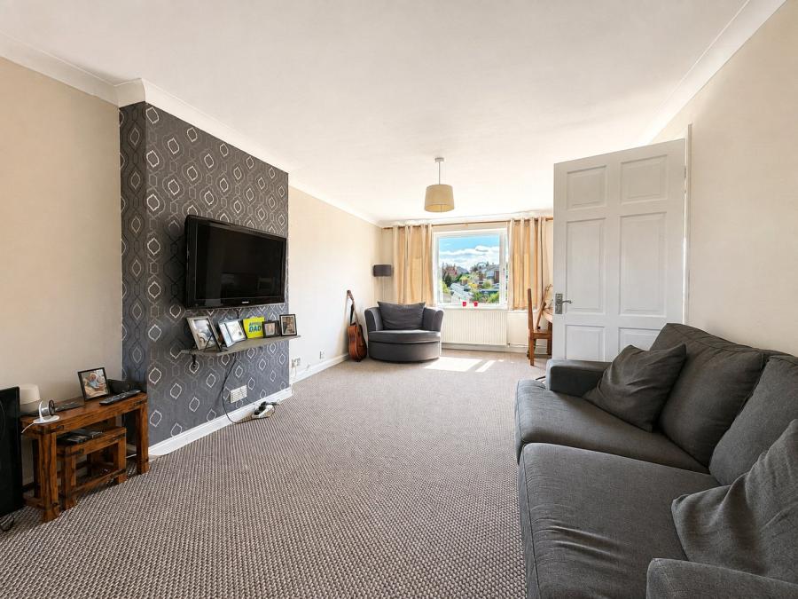 Chatsworth Drive, Sittingbourne, Kent, ME10, 17966, image-2 - Quealy & Co