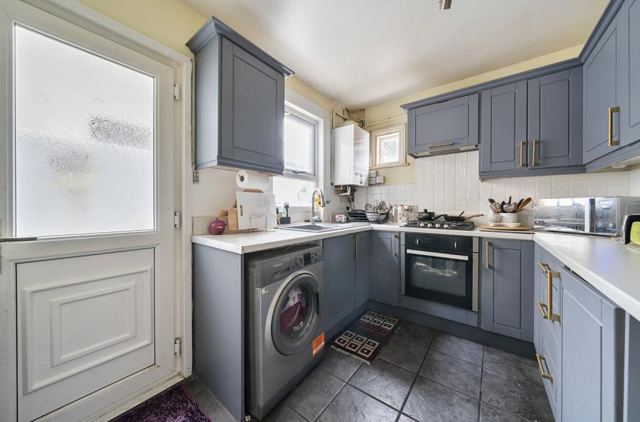 Gordon Road, Gillingham, Kent, ME7, 11157, image-2 - Quealy & Co