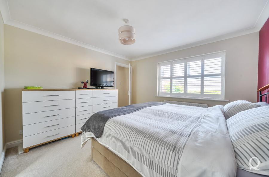 Eleanor Drive, Milton Regis, Sittingbourne, Kent, ME10, 10854, image-10 - Quealy & Co