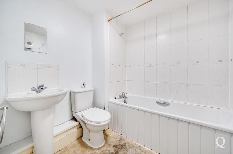 Amethyst Drive, Sittingbourne, Kent, ME10, 10834, image-22 - Quealy & Co