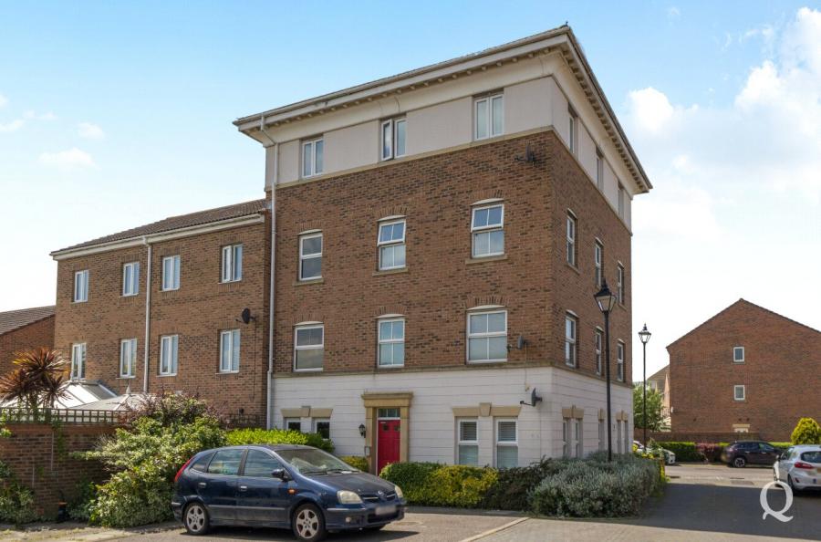 Amethyst Drive, Sittingbourne, Kent, ME10, 10834, image-1 - Quealy & Co