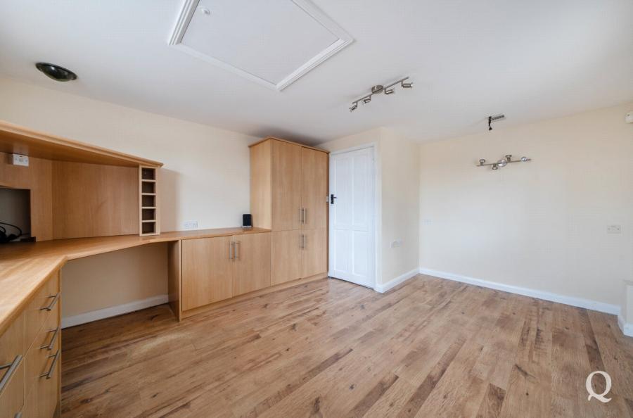 Plough Road, Eastchurch, Sheerness, Kent, ME12, 10469, image-30 - Quealy & Co