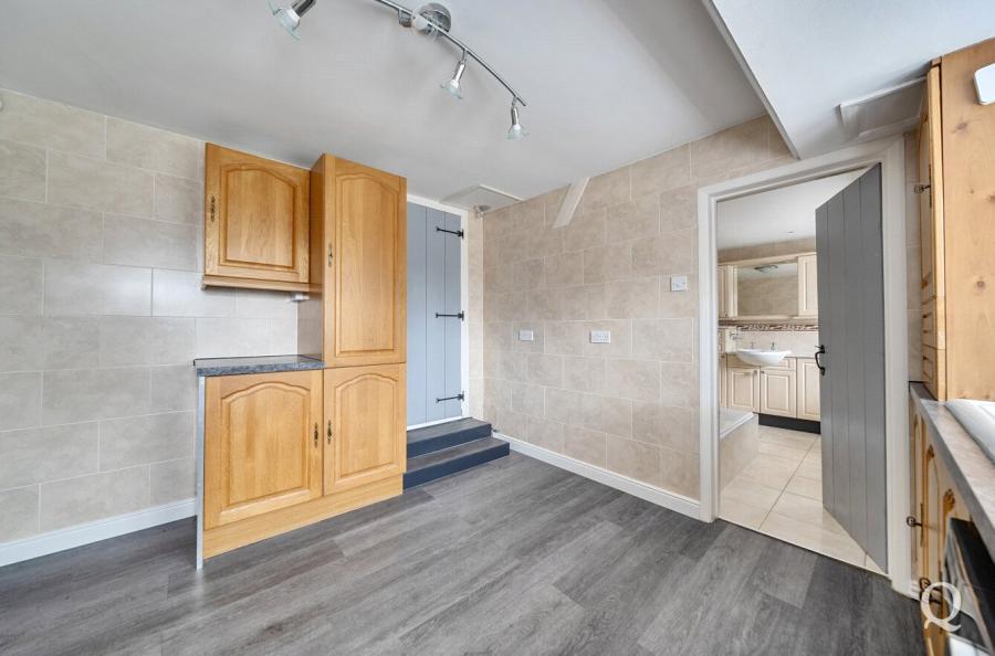 Plough Road, Eastchurch, Sheerness, Kent, ME12, 10469, image-16 - Quealy & Co