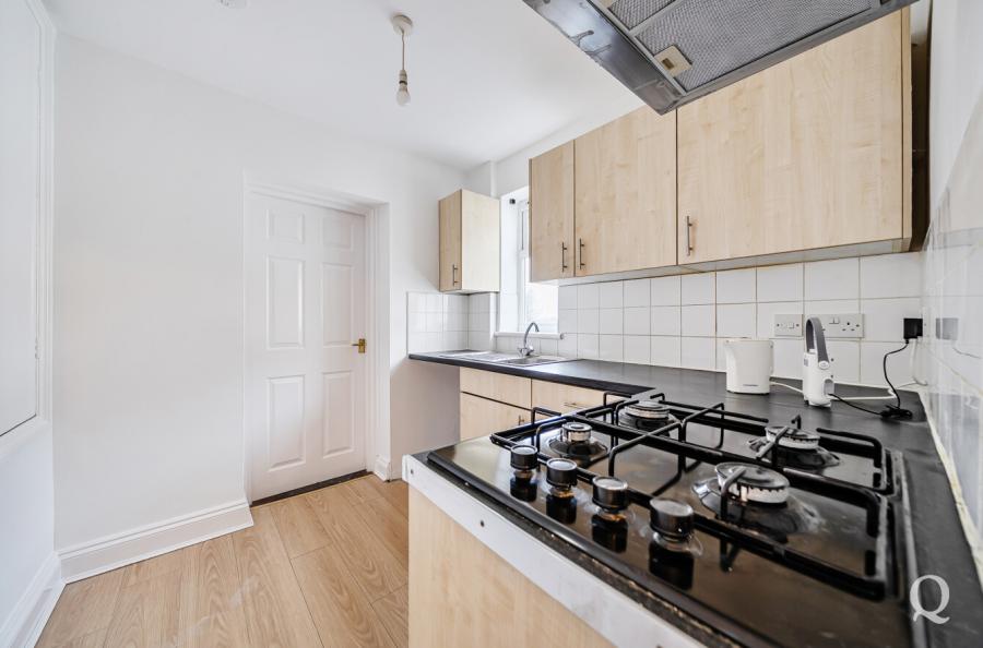 Station Road, Rainham, Gillingham, Kent, ME8, 10382, image-10 - Quealy & Co