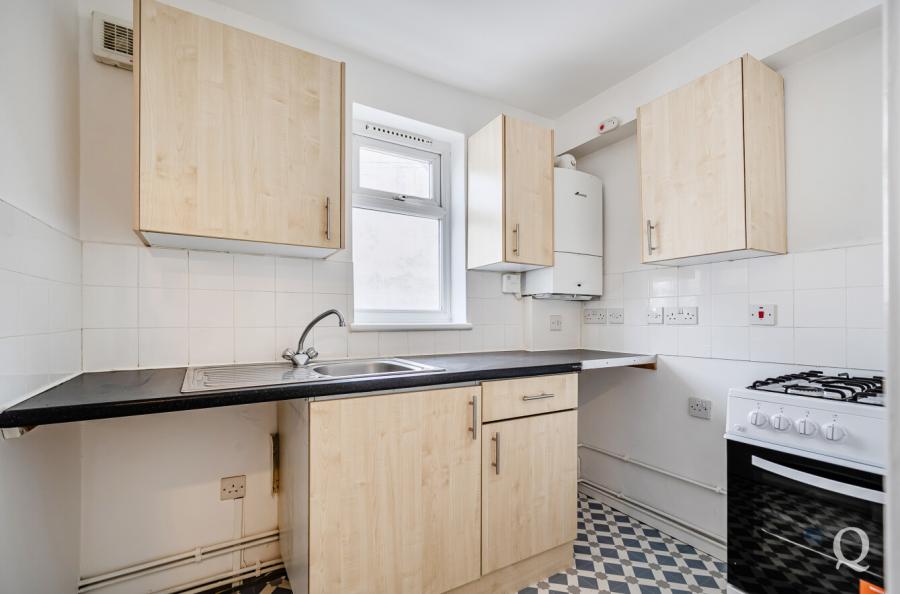 Station Road, Rainham, Gillingham, Kent, ME8, 10382, image-13 - Quealy & Co