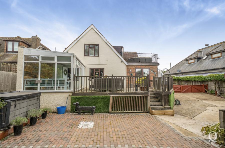 Seathorpe Avenue, Minster on Sea, Sheerness, Kent, ME12, 8431, image-21 - Quealy & Co