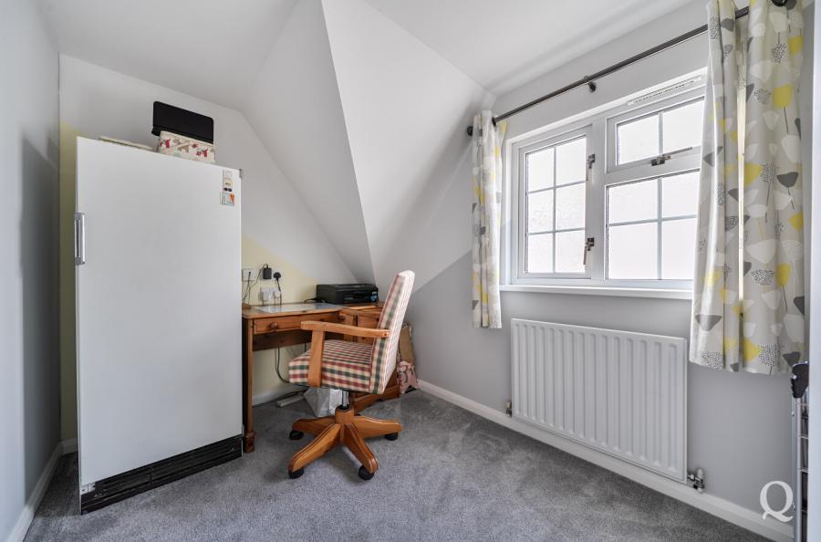Lower Rainham Road, Rainham, Gillingham, Kent, ME8, 8035, image-22 - Quealy & Co