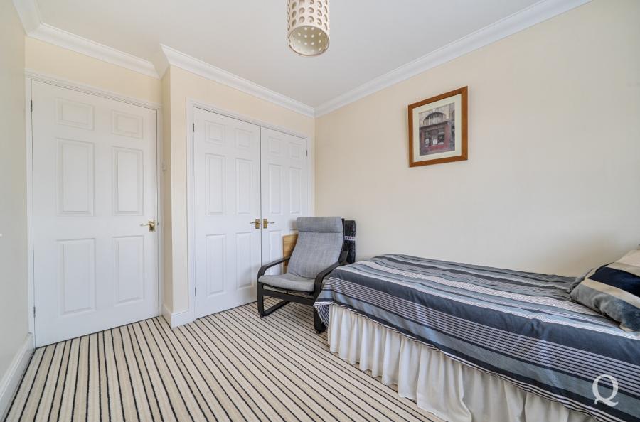 Lower Rainham Road, Rainham, Gillingham, Kent, ME8, 8035, image-20 - Quealy & Co