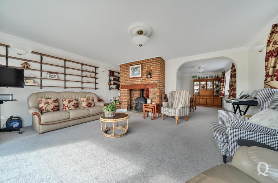 Lower Rainham Road, Rainham, Gillingham, Kent, ME8, 8035, image-2 - Quealy & Co