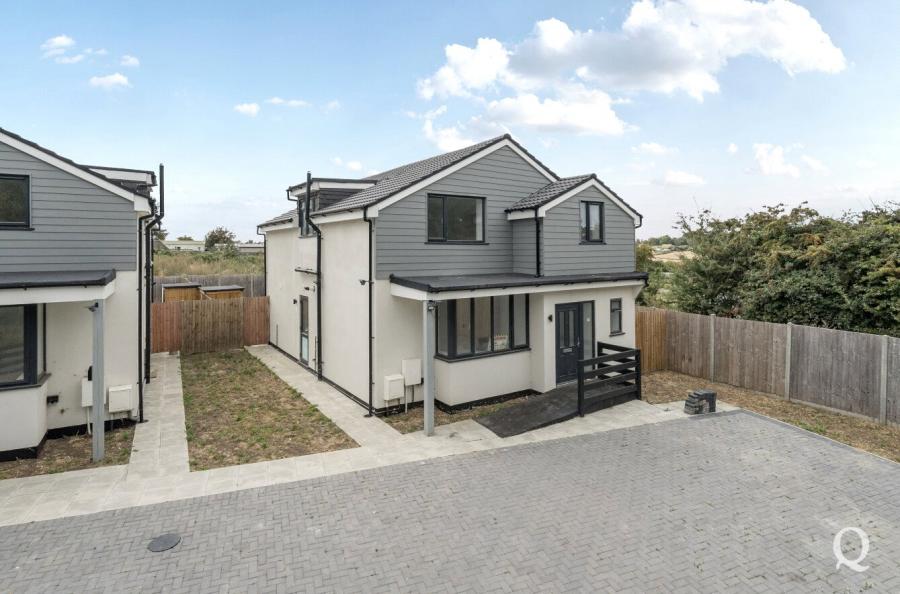 Warden Road, Eastchurch, Sheerness, Kent, ME12, 7901, image-8 - Quealy & Co