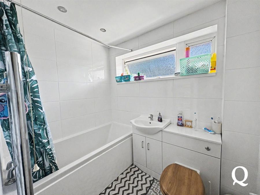 Heather Close, Sittingbourne, Kent, ME10, 11191, image-8 - Quealy & Co