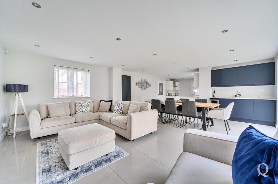 Merton Drive, Newington, Sittingbourne, ME9, 8461, image-4 - Quealy & Co