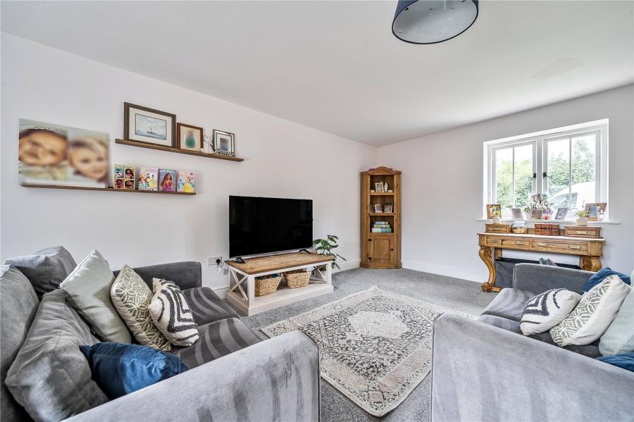 Lewson Street, Norton, Sittingbourne, Kent, ME9, 6073, image-8 - Quealy & Co