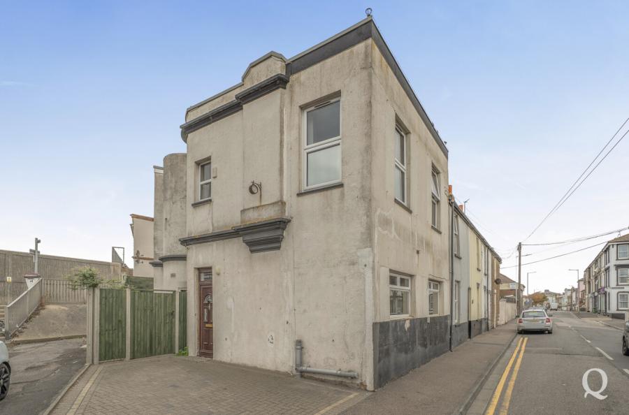 Redan Place, Marine Parade, Sheerness, Kent, ME12, 11182, image-25 - Quealy & Co