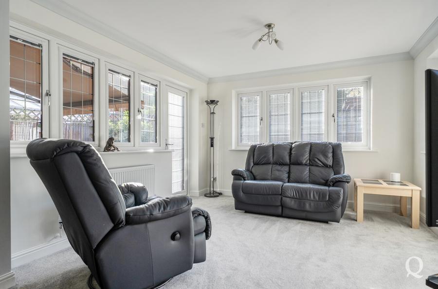 Woodruff Close, Rainham, Gillingham, Kent, ME8, 18268, image-13 - Quealy & Co
