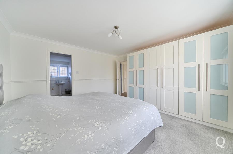 Woodruff Close, Rainham, Gillingham, Kent, ME8, 18268, image-25 - Quealy & Co