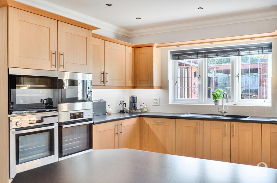 Woodruff Close, Rainham, Gillingham, Kent, ME8, 18268, image-20 - Quealy & Co