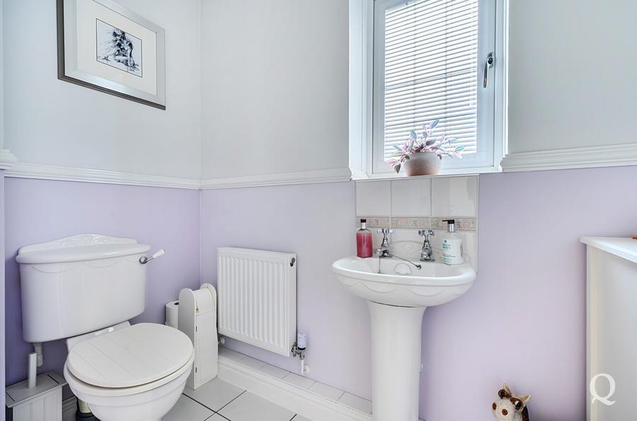 Woodruff Close, Rainham, Gillingham, Kent, ME8, 18268, image-14 - Quealy & Co