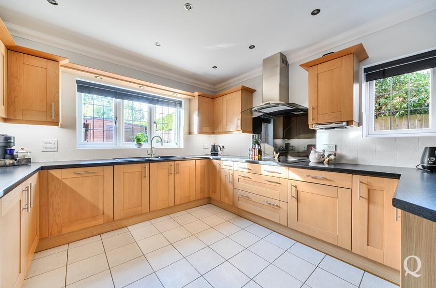 Woodruff Close, Rainham, Gillingham, Kent, ME8, 18268, image-18 - Quealy & Co