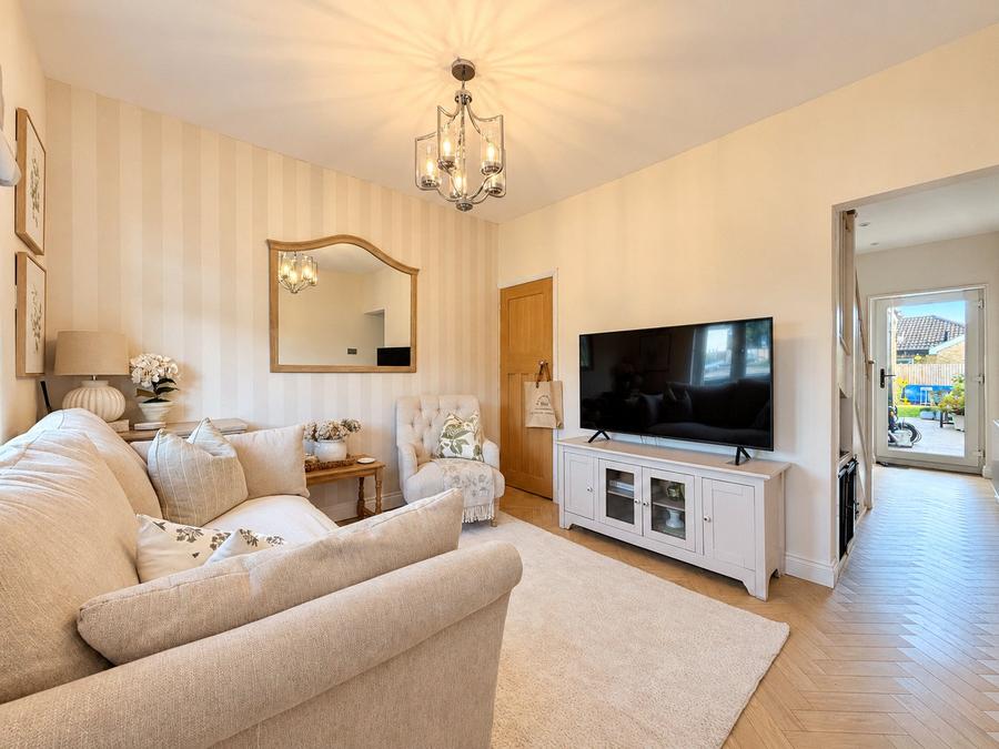 Grovehurst Road, Kemsley, Sittingbourne, Kent, ME10, 18276, image-2 - Quealy & Co