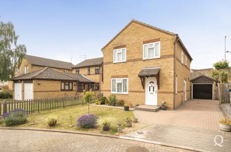 Pavilion Drive, Kemsley, Sittingbourne, Kent, ME10, 11215 - Quealy & Co