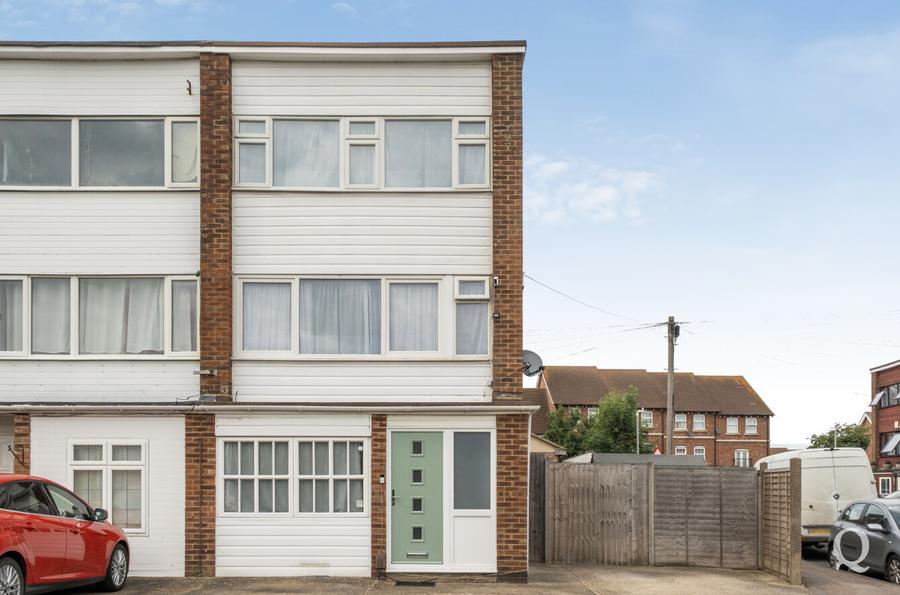 All Saints Road, Sittingbourne, Kent, ME10, 11159, image-19 - Quealy & Co