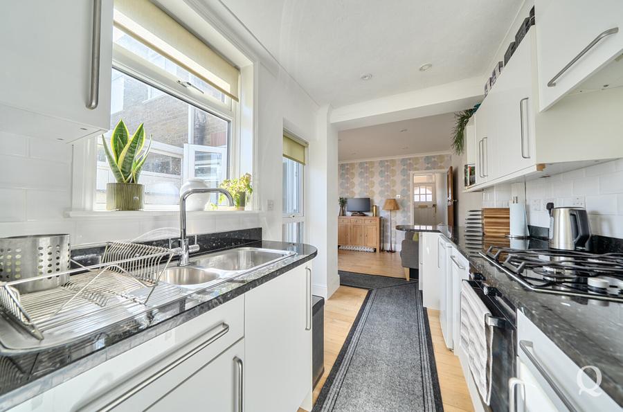 Staplehurst Road, Sittingbourne, Kent, ME10, 10951, image-10 - Quealy & Co