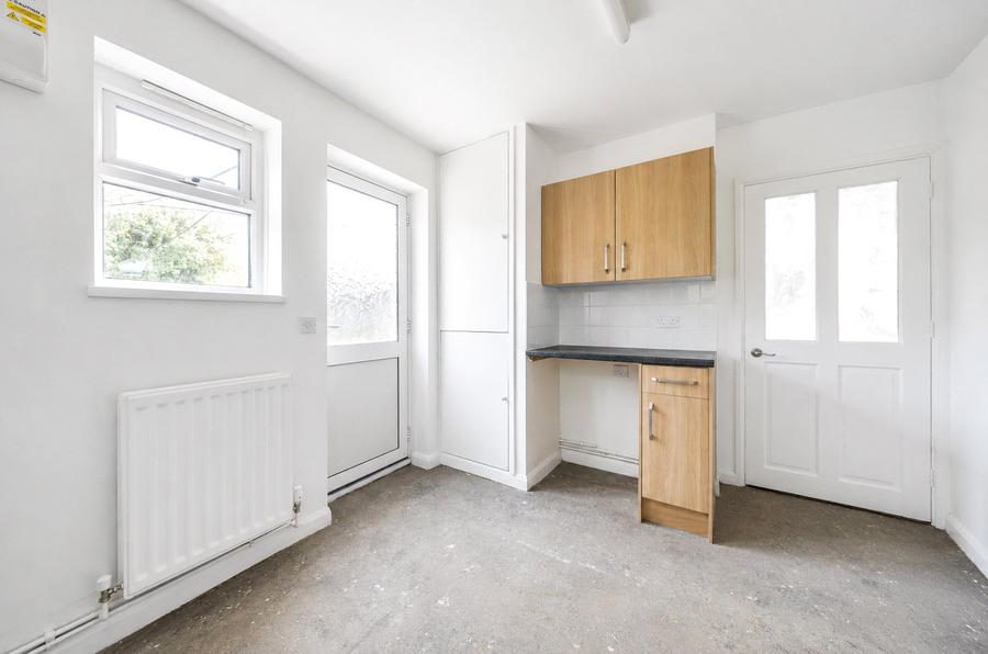 Gordon Close, Sittingbourne, Kent, ME10, 10671, image-12 - Quealy & Co