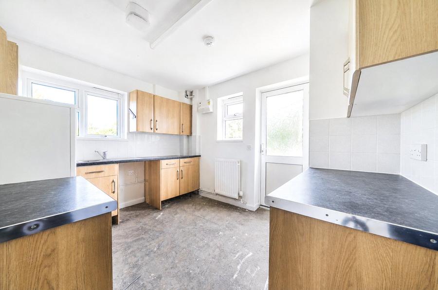 Gordon Close, Sittingbourne, Kent, ME10, 10671, image-2 - Quealy & Co