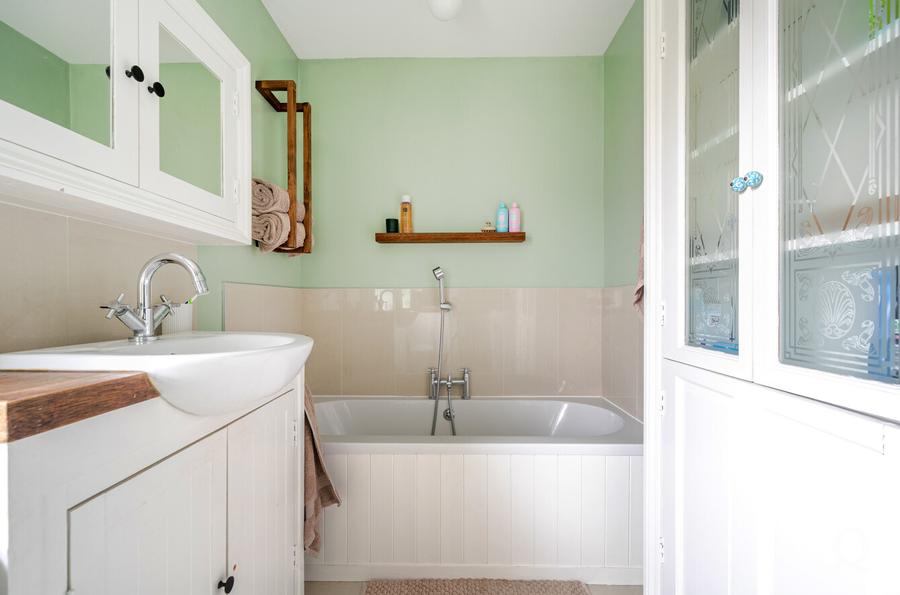 Adisham Green, Kemsley, Sittingbourne, Kent, ME10, 8316, image-17 - Quealy & Co