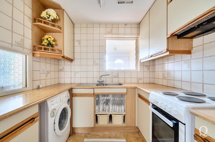 Stanhope Avenue, Sittingbourne, Kent, ME10, 8306, image-13 - Quealy & Co