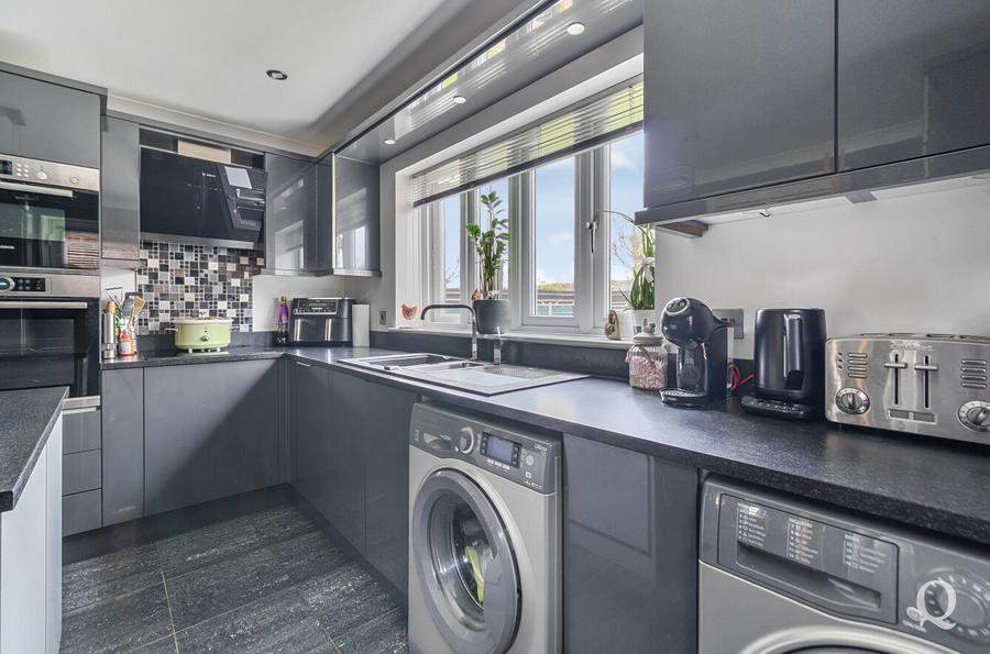 Monins Road, Iwade, Sittingbourne, Kent, ME9, 6975, image-12 - Quealy & Co