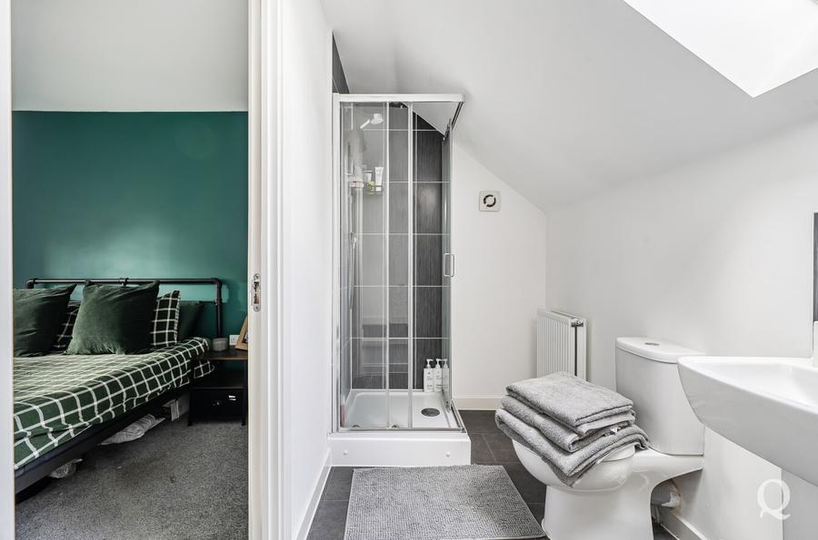 Hop Garden Crescent, Newington, Sittingbourne, Kent, ME9, 10764, image-13 - Quealy & Co