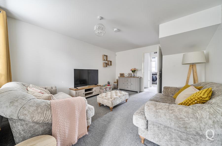 Hop Garden Crescent, Newington, Sittingbourne, Kent, ME9, 10764, image-10 - Quealy & Co