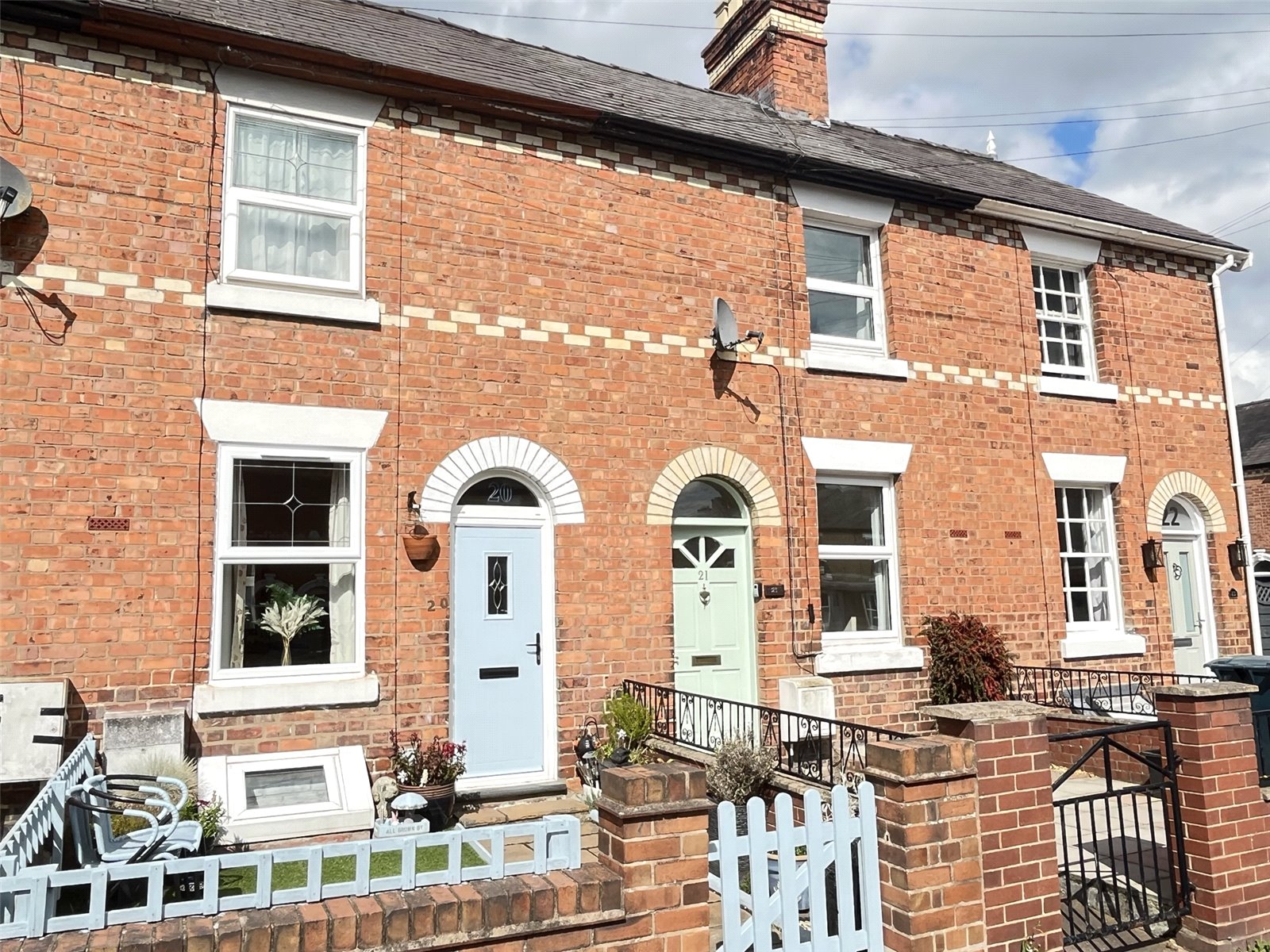 2 bedroom house to rent