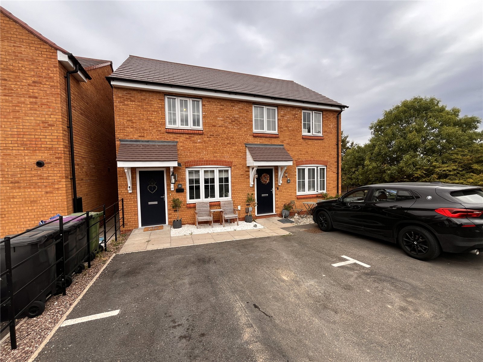 2 bedroom house for sale
