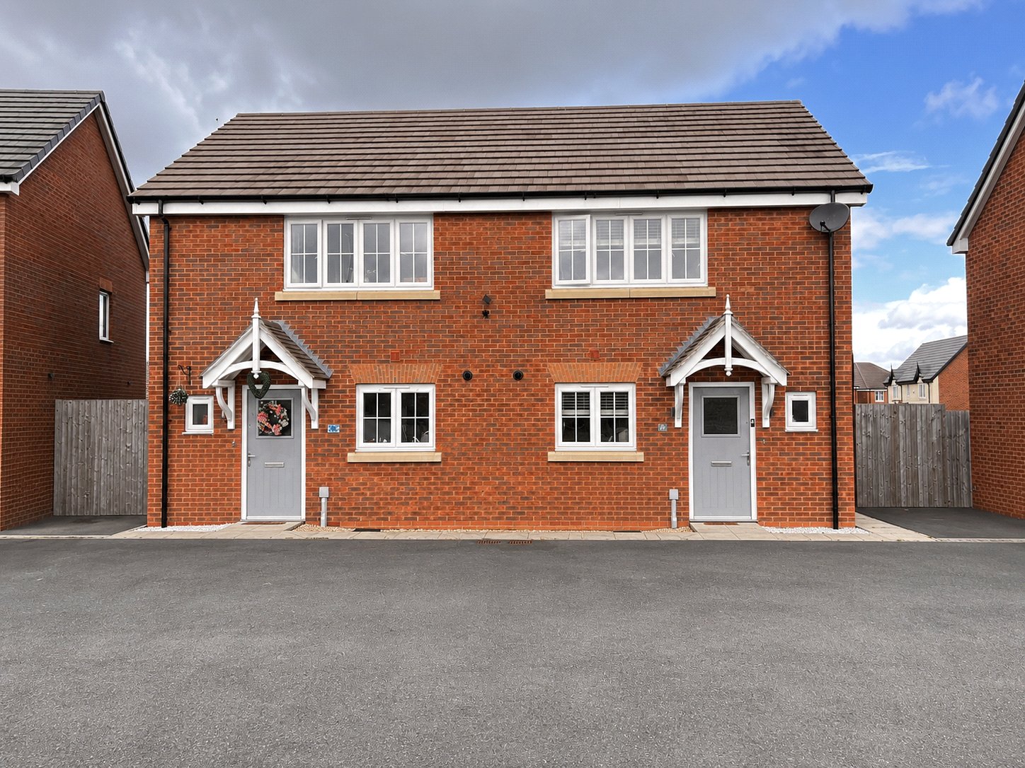 2 bedroom house for sale