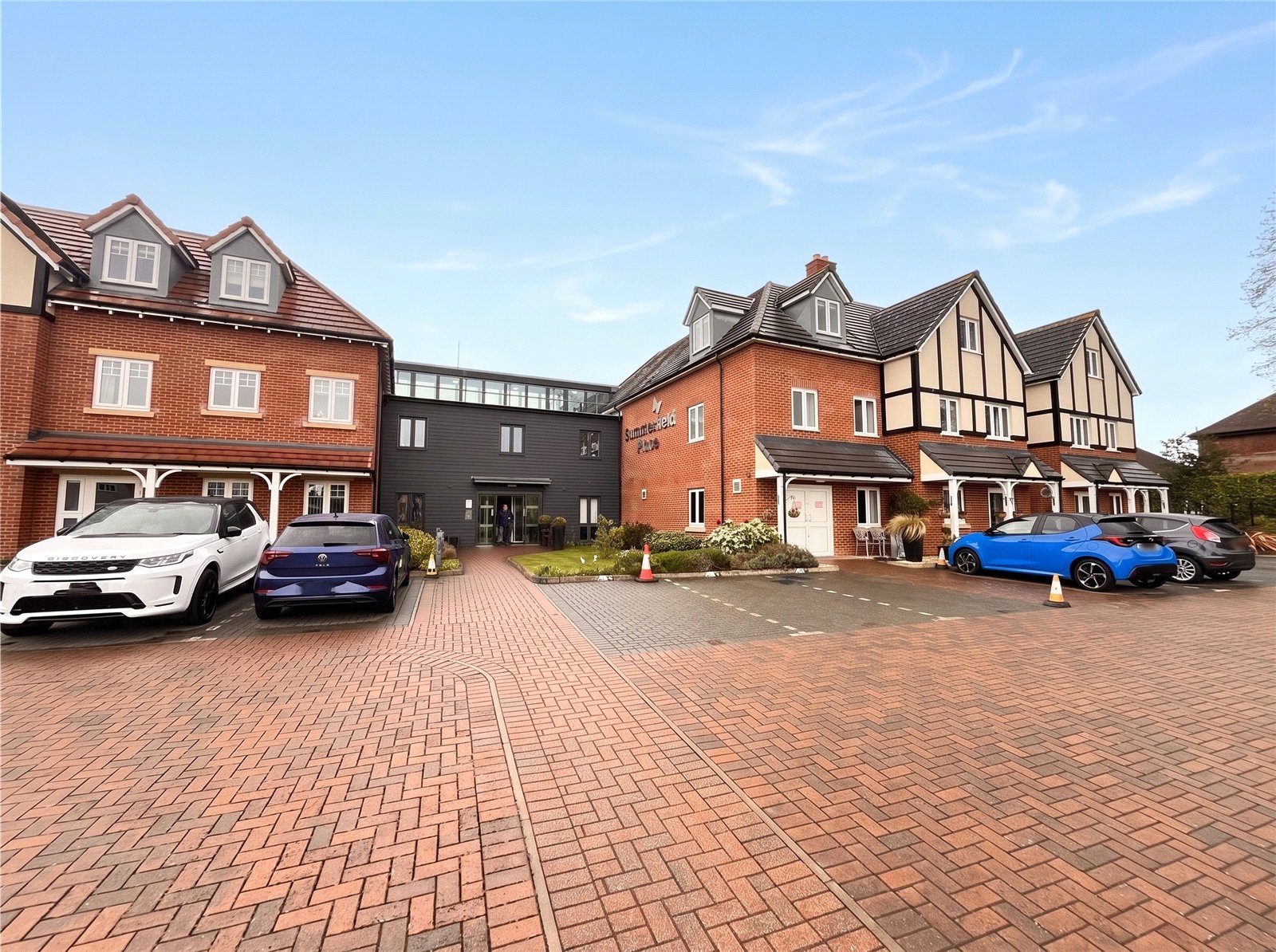 2 bedroom apartment for sale